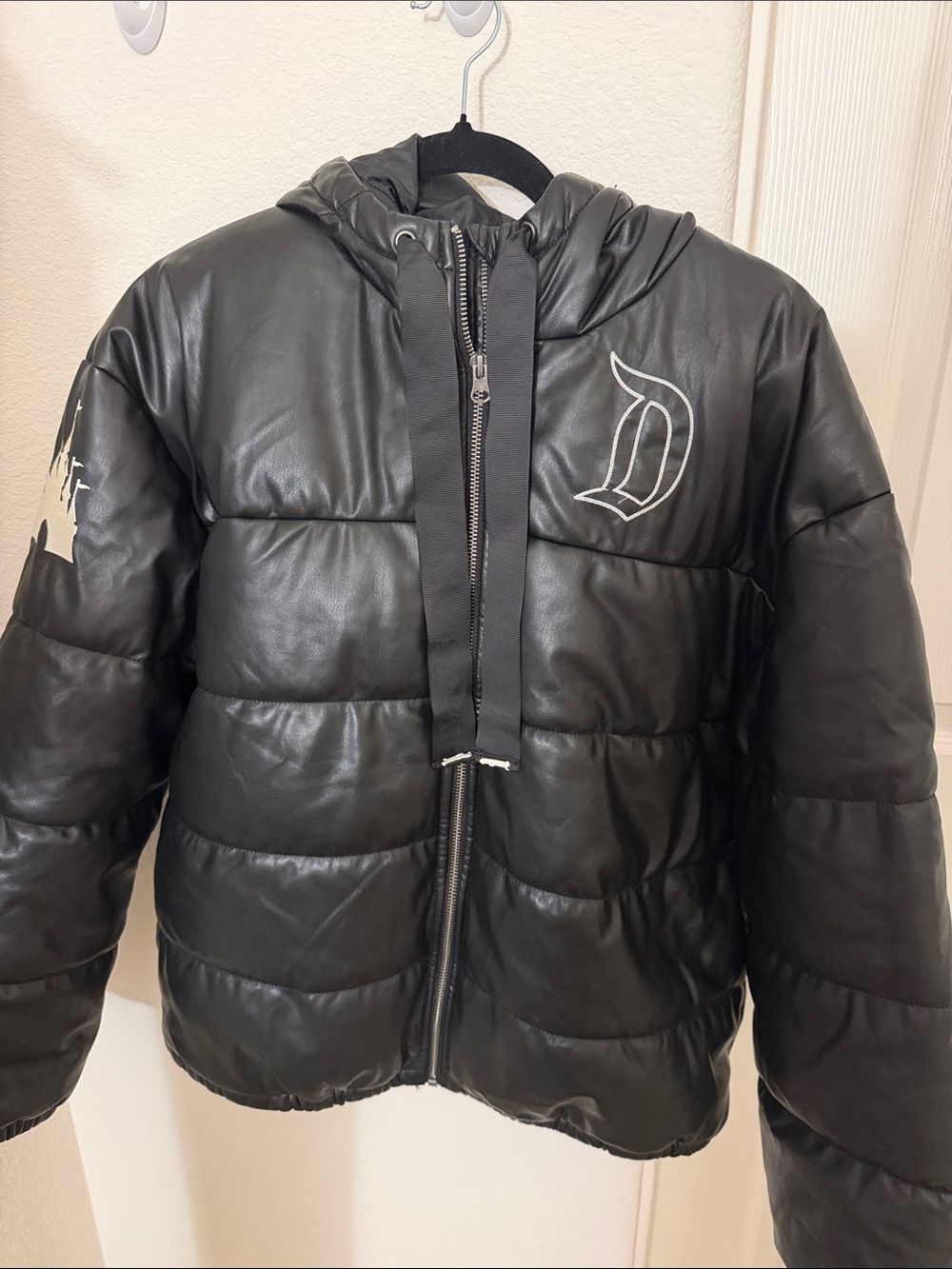 Disneyland Resort Faux Leather Puffer Jacket Black Large L Disney Parks